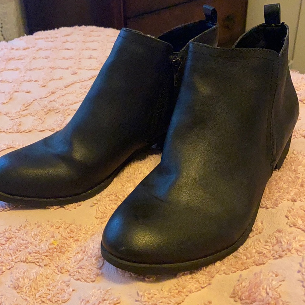 American Rag Black Brand New Heels size 10